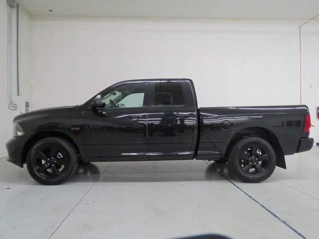 New 2018 RAM 1500 Express Quad Cab in Post Falls #D180150 | Findlay ...